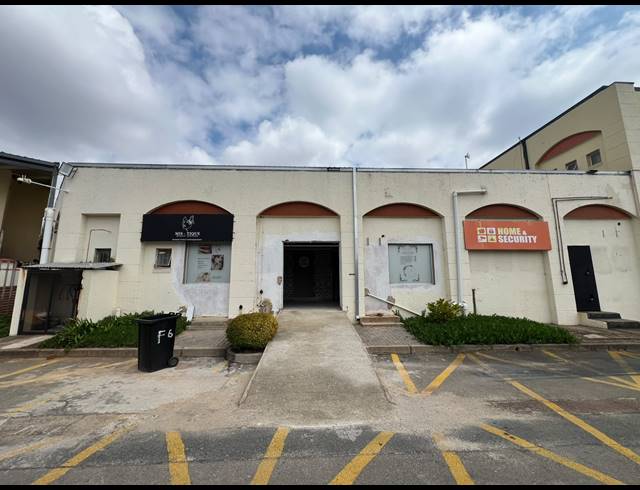 66M² WAREHOUSE TO LET IN ROOIHUISKRAAL